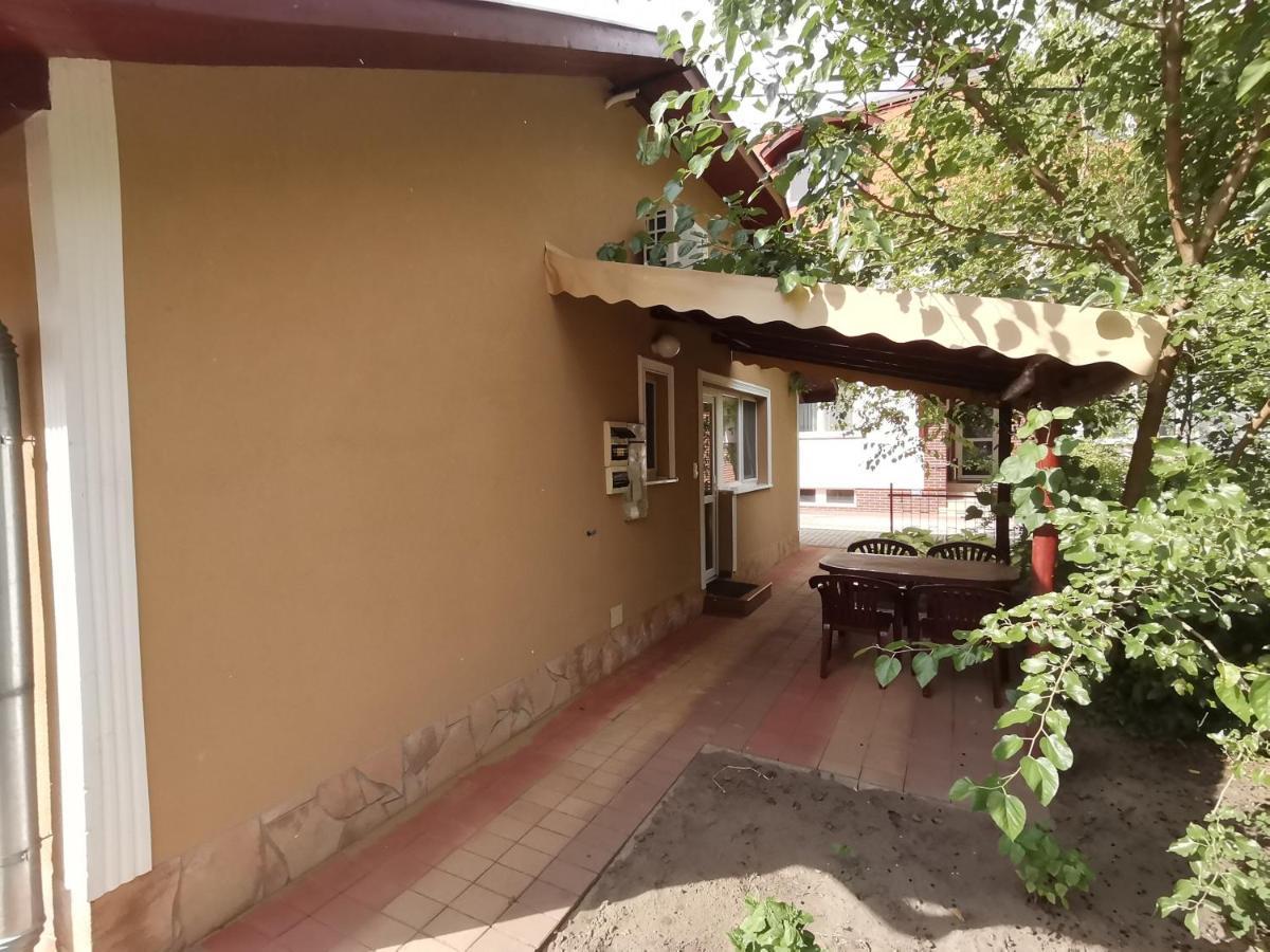 Mini Villa Hajdúszoboszló 外观 照片